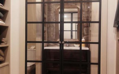 Puertas corredera de hierro lacado con pintura de forja negra