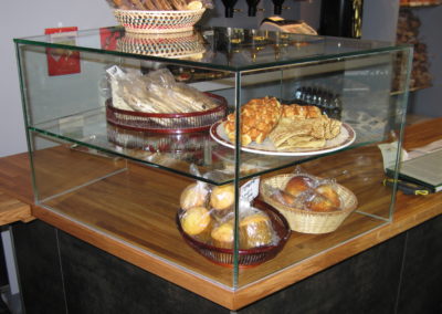 vitrina comercio panadería