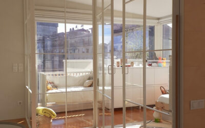 Cerramiento de herrería y vidrio para habitación infantil